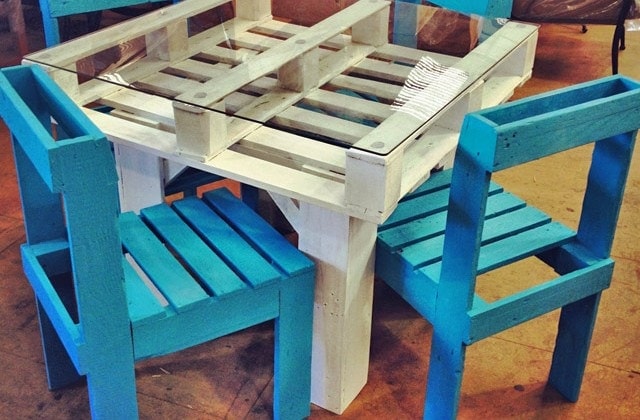 Table Chairs From Pallets