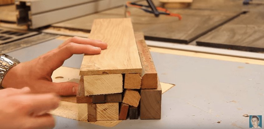 Arrange the scrap wood