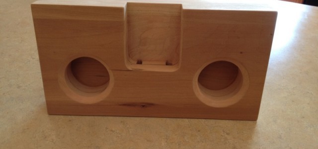 wooden iPhone speaker