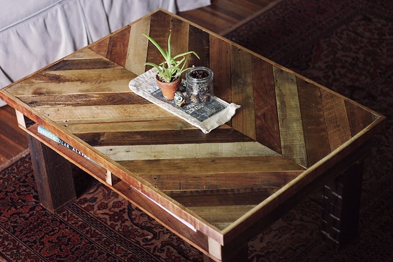 Reclaimed Wood Pallet Coffee Table