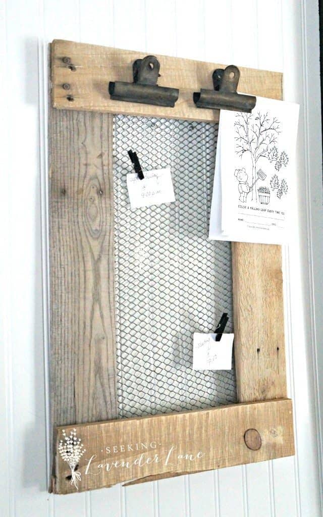 DIY Farmhouse Message Board 