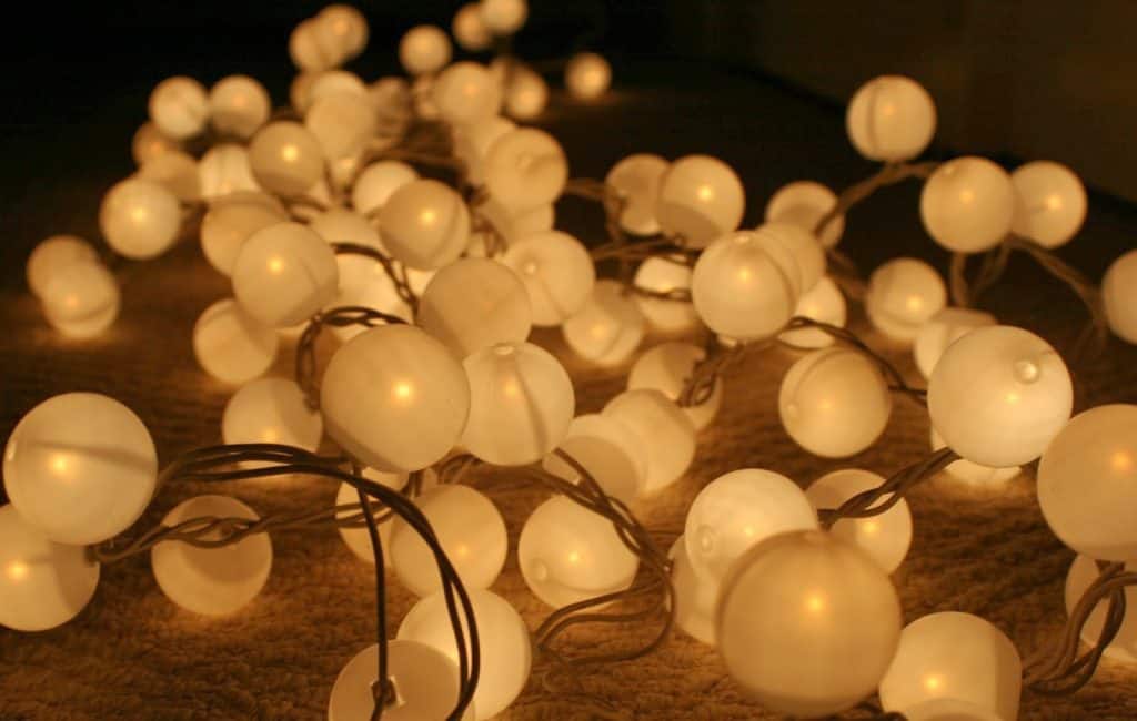 DIY Stringed Ping Pong Lights