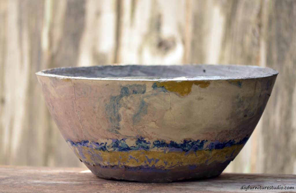 DIY Concrete Decorative Bowls