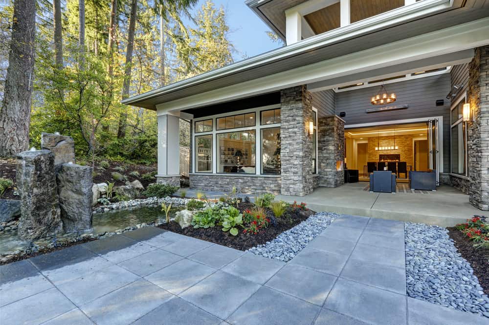 patio with garden