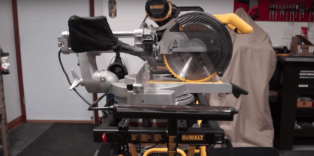 dewalt miter saw stand