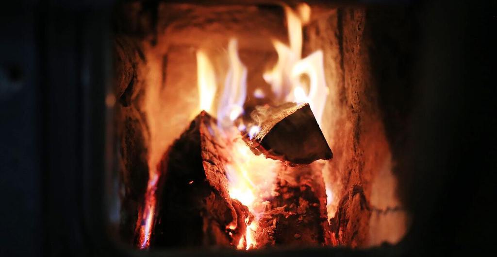 how to build an outdoor fireplace_1