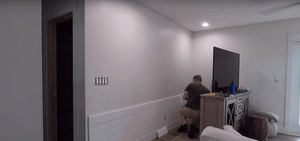 how to install shiplap