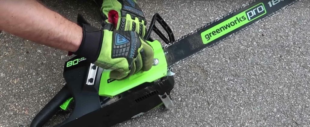 lowes chainsaw greenworks