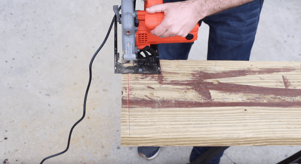 Black & Decker BDECS300C Circular Saw Review – Powertoolbuzz