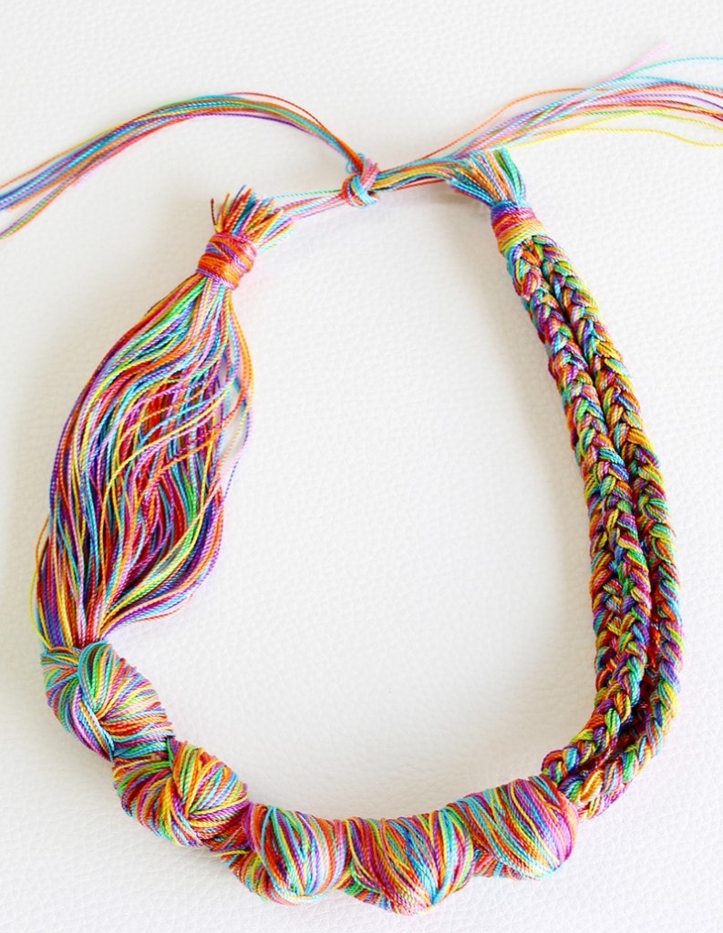 DIY-necklace-How-to-make-a-nylon-thread-necklace.-Mollie-Makes-793x1024