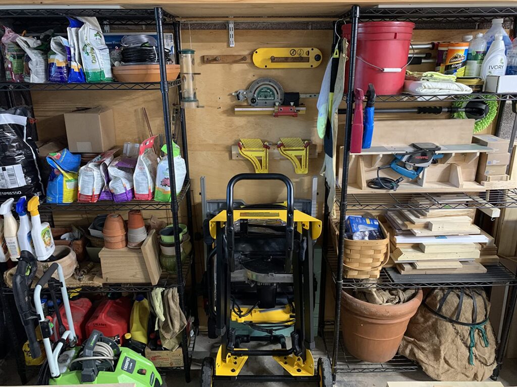 DEWALT (DWE7491RS) Folded in garage